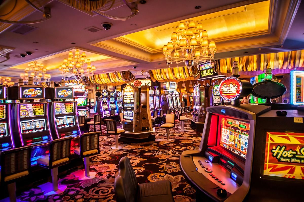 Baccarat and card game tables in ki888 login casino section